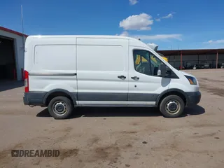 2019 Ford Transit с VIN 1FTYR1CM5KKA70355, выставлен на аукционе IAAI как лот 41923944 с пробегом 158 426 миль миль и . История ставок и продаж доступна на DreamBid. Изображение 13.