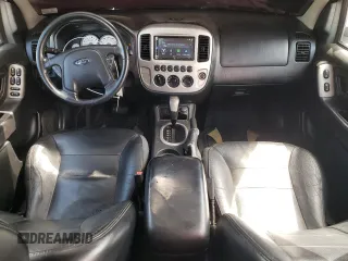 2006 Ford Escape Limited with VIN 1FMCU94136KA85367, listed as a Copart auction lot 55834035 with 249,920 mi miles and Salvage title. Bid and sale history available at DreamBid. Image 8.