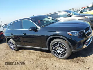 2024 Mercedes-Benz GLC 300 z VIN W1NKM4HB2RF190431, wystawiony jako IAAI lot #41859830 z przebiegiem 7 259 mil mil oraz . Historia ofert i sprzedaży dostępna na DreamBid. Obrazek 13.
