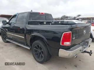 2016 Ram 1500 Laramie z VIN 1C6RR7NM7GS354329, wystawiony jako IAAI lot #41360188 z przebiegiem Nie podano mil oraz . Historia ofert i sprzedaży dostępna na DreamBid. Obrazek 3.