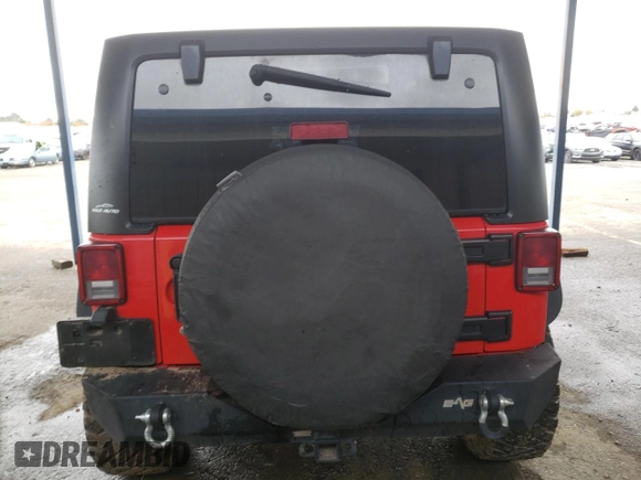 2018 Jeep Wrangler JK Unlimited Sport S with VIN 1C4HJWDG0JL897721, listed as a Copart auction lot 82472104 with 0 mi miles and Salvage Title. Bid and sale history available at carsss.com. Image 6.