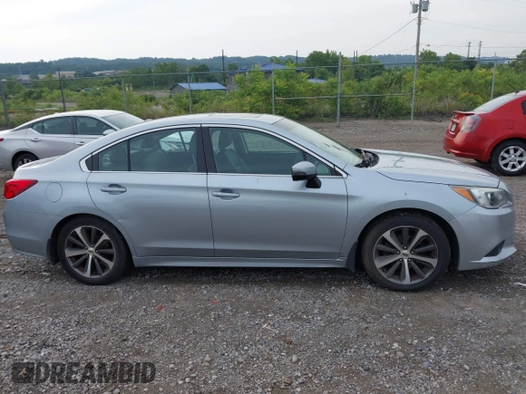 2015 Subaru Legacy Limited с VIN 4S3BNAL69F3008122, выставлен на аукционе IAAI как лот 42784063 с пробегом 106 149 миль миль и . История ставок и продаж доступна на DreamBid. Изображение 13.