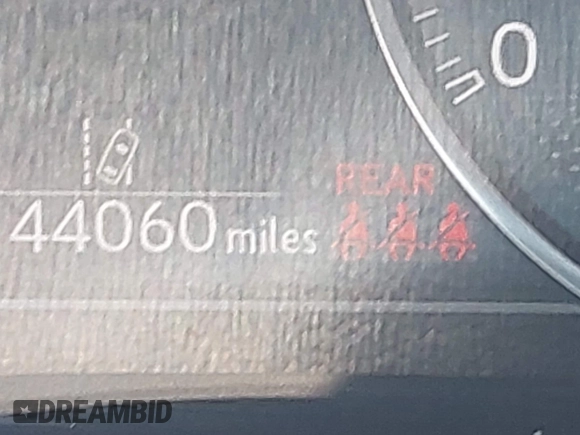 2022 Lexus ES 350 z VIN 58ADZ1B17NU128114, wystawiony jako IAAI lot #42006111 z przebiegiem 44 060 mil mil oraz . Historia ofert i sprzedaży dostępna na DreamBid. Obrazek 15.