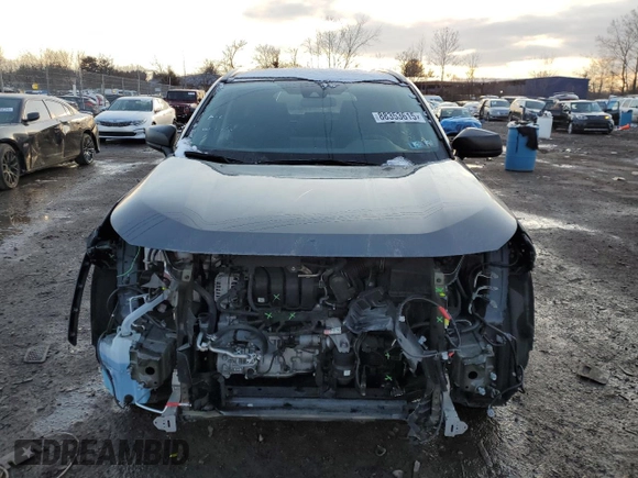 2020 Toyota RAV4 LE with VIN 2T3H1RFV2LW069649, listed as a Copart auction lot 88353615 with 32,050 mi miles and Salvage Title. Bid and sale history available at DreamBid. Image 5.