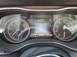 2019 Jeep Cherokee Limited with VIN 1C4PJMDX9KD380560, listed as a Copart auction lot 53419085 with 56,797 mi miles and Salvage title. Bid and sale history available at DreamBid. Image 9.
