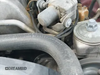 1984 Mercedes-Benz 300 D z VIN WDBAB33A6EA087424, wystawiony jako IAAI lot #42839094 z przebiegiem 337 884 mil mil oraz . Historia ofert i sprzedaży dostępna na DreamBid. Obrazek 12.