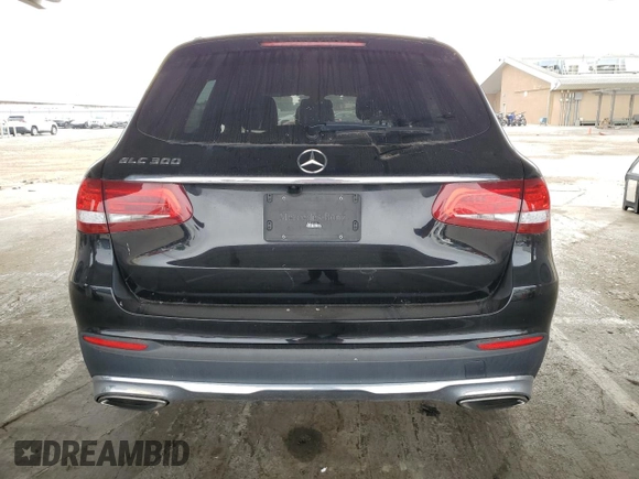 2018 Mercedes-Benz GLC 300 with VIN WDC0G4JB6JV101142, listed as a Copart auction lot 64794555 with 105,432 mi miles and Clean title. Bid and sale history available at DreamBid. Image 6.