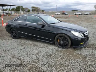 2013 Mercedes-Benz E 550 z VIN WDDKJ7DB8DF202295, wystawiony jako Copart lot #47664525 z przebiegiem 150 329 mil mil oraz Szkoda całkowita • Salvage title. Historia ofert i sprzedaży dostępna na DreamBid. Obrazek 4.