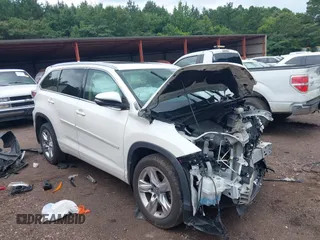 2016 Toyota Highlander Limited with VIN 5TDDKRFH2GS353523, listed as a IAAI auction lot 42440458 with 149,977 mi miles and . Bid and sale history available at DreamBid. Image 17.
