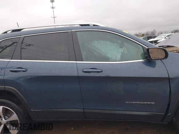 2021 Jeep Cherokee Limited z VIN 1C4PJMDXXMD176174, wystawiony jako IAAI lot #41079125 z przebiegiem Nie podano mil oraz . Historia ofert i sprzedaży dostępna na DreamBid. Obrazek 14.
