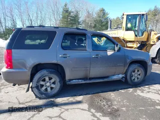 2013 GMC Yukon SLE with VIN 1GKS2AE03DR354179, listed as a IAAI auction lot 41612114 with 150,851 mi miles. Bid and sale history available at carsss.com. Image 13.