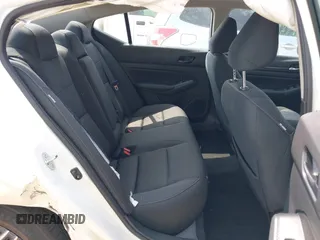 2025 Nissan Altima SV z VIN 1N4BL4DVXSN378609, wystawiony jako IAAI lot #42318744 z przebiegiem 4 751 mil mil oraz . Historia ofert i sprzedaży dostępna na DreamBid. Obrazek 8.