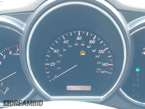2004 Lexus RX 330 with VIN JTJHA31U640074254, listed as a IAAI auction lot 41573663 with 179,605 mi miles and . Bid and sale history available at DreamBid. Image 15.