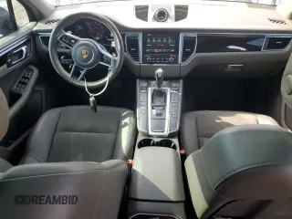 2017 Porsche Macan with VIN WP1AA2A54HLB02188, listed as a Copart auction lot 44368935 with 96,700 mi miles and Salvage Title. Bid and sale history available at DreamBid. Image 8.