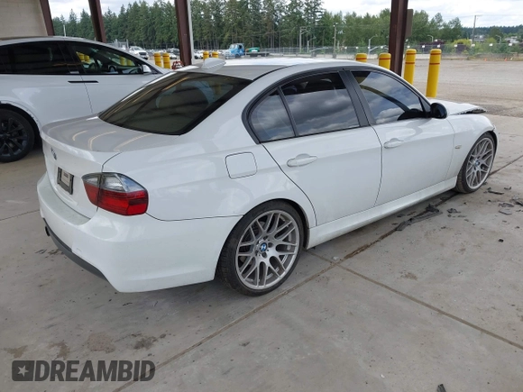 2007 BMW 3 Series 328i с VIN WBAVC53527FZ76805, выставлен на аукционе IAAI как лот 42543532 с пробегом 160 803 миль миль и . История ставок и продаж доступна на DreamBid. Изображение 4.