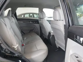 2011 Kia Sorento LX with VIN 5XYKTDA24BG170561, listed as a IAAI auction lot 42011756 with 211,833 mi miles. Bid and sale history available at carsss.com. Image 8.