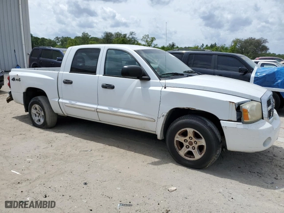 2005 Dodge Dakota SLT with VIN 1D7HW48N15S366026, listed as a Copart auction lot 52297795 with 66,824 mi miles and Clean Title. Bid and sale history available at carsss.com. Image 5.
