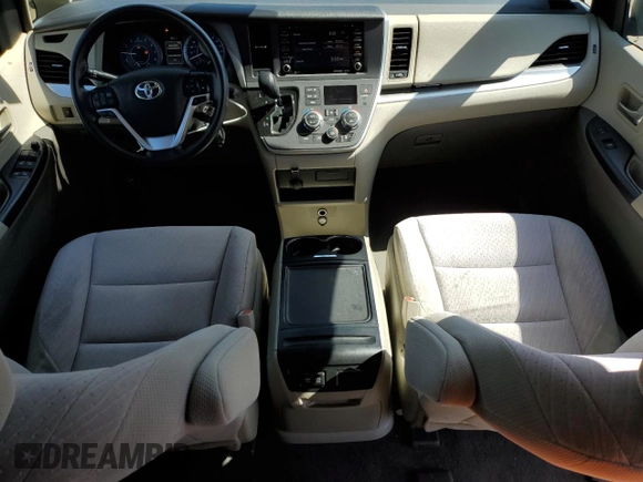 2020 Toyota Sienna LE z VIN 5TDJZ3DC3LS240743, wystawiony jako Copart lot #52117865 z przebiegiem 93 047 mil mil oraz Szkoda całkowita • Salvage title. Historia ofert i sprzedaży dostępna na DreamBid. Obrazek 8.