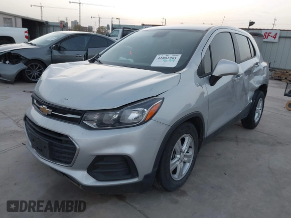 2020 Chevrolet Trax LS with VIN 3GNCJKSB0LL317926, listed as a IAAI auction lot 41802701 with 58,569 mi miles. Bid and sale history available at carsss.com. Image 18.