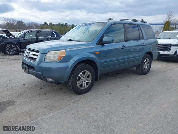 2008 Honda Pilot SE with VIN 5FNYF183X8B027175, listed as a IAAI auction lot 41892506 with 227,411 mi miles. Bid and sale history available at carsss.com. Image 2.