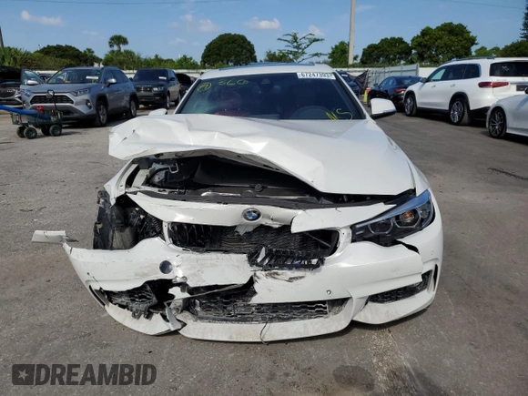 2020 BMW 4 Series 430i with VIN WBA4W3C03LFH55934, listed as a Copart auction lot 67247393 with 68,424 mi miles and Non repairable. Bid and sale history available at DreamBid. Image 5.