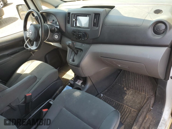 2015 Nissan NV200 SV with VIN 3N6CM0KN3FK718439, listed as a Copart auction lot 62013855 with 234,117 mi miles and Clean title. Bid and sale history available at DreamBid. Image 8.