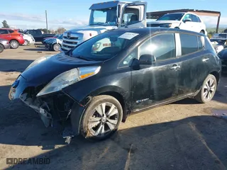 2013 Nissan LEAF SV with VIN 1N4AZ0CP7DC401669, listed as a IAAI auction lot 41539791 with NaN miles. Bid and sale history available at carsss.com. Image 19.