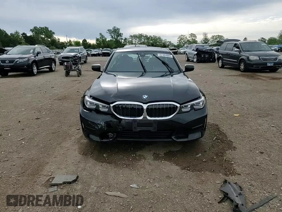 2019 BMW 3 Series 330i xDrive with VIN WBA5R7C5XKFH08171, listed as a Copart auction lot 57404905 with 45,340 mi miles and Salvage title. Bid and sale history available at DreamBid. Image 13.