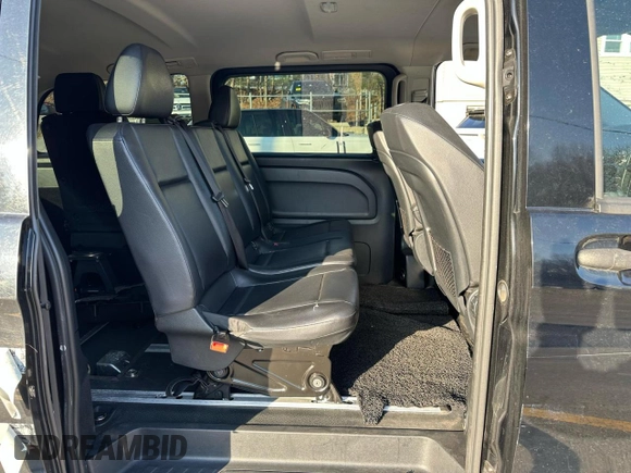 2019 Mercedes-Benz Metris Passenger with VIN WD4PG2EE9K3585436, listed as a Copart auction lot 48856045 with 147,723 mi miles and Clean title. Bid and sale history available at DreamBid. Image 6.