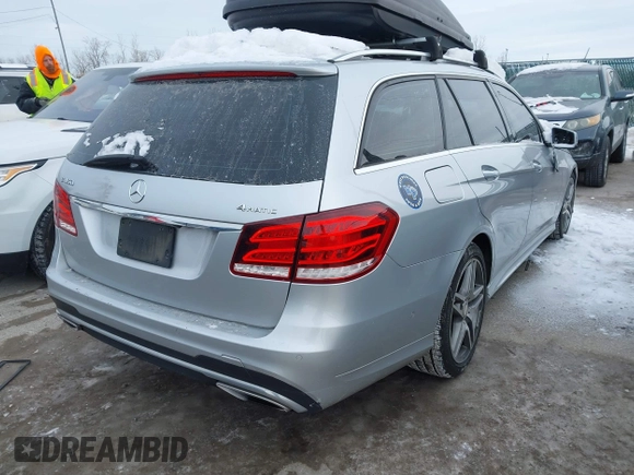 2016 Mercedes-Benz E-Class E 350 Luxury with VIN WDDHH8JBXGB335197, listed as a IAAI auction lot 41344354 with 96,164 mi miles. Bid and sale history available at carsss.com. Image 4.
