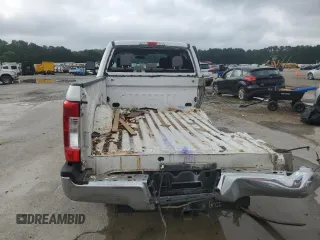 2019 Ford F-350 XL with VIN 1FT8W3A67KEG54330, listed as a Copart auction lot 57588535 with 247,040 mi miles and Salvage title. Bid and sale history available at DreamBid. Image 6.