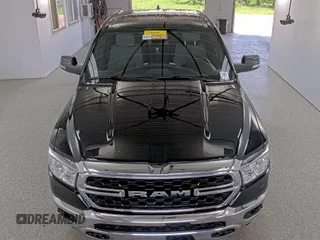 2022 Ram 1500 Big Horn z VIN 1C6RRFFG3NN179009, wystawiony jako IAAI lot #42521052 z przebiegiem 60 189 mil mil oraz . Historia ofert i sprzedaży dostępna na DreamBid. Obrazek 32.