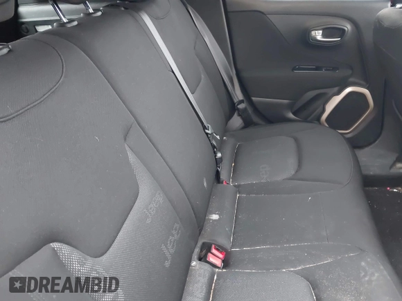 2015 Jeep Renegade Latitude with VIN ZACCJBBHXFPB81006, listed as a IAAI auction lot 41819915 with 74,000 mi miles. Bid and sale history available at carsss.com. Image 8.