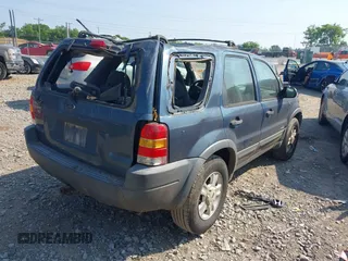 2001 Ford Escape XLT with VIN 1FMYU04131KA35322, listed as a IAAI auction lot 42584785 with 134,838 mi miles and . Bid and sale history available at DreamBid. Image 4.