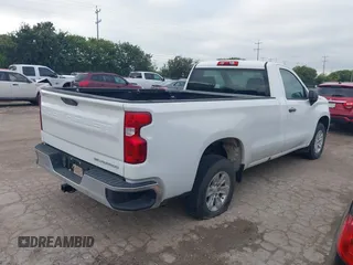 2020 Chevrolet Silverado 1500 Work Truck with VIN 3GCNWAEF8LG438482, listed as a IAAI auction lot 40275632 with 32,992 mi miles. Bid and sale history available at carsss.com. Image 4.