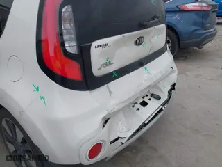 2018 Kia Soul + with VIN KNDJP3A59J7522775, listed as a IAAI auction lot 41734382 with 102,038 mi miles. Bid and sale history available at carsss.com. Image 6.