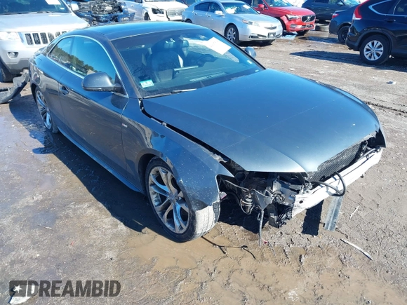 2009 Audi A5 z VIN WAUDK78T29A019706, wystawiony jako IAAI lot #41697518 z przebiegiem 136 722 mil mil oraz . Historia ofert i sprzedaży dostępna na DreamBid. Obrazek 1.