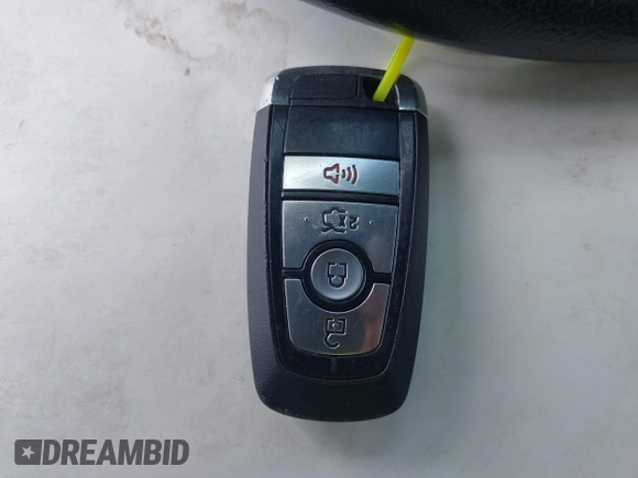 2020 Ford Fusion SE z VIN 3FA6P0LU7LR170922, wystawiony jako IAAI lot #42121025 z przebiegiem 115 799 mil mil oraz . Historia ofert i sprzedaży dostępna na DreamBid. Obrazek 11.