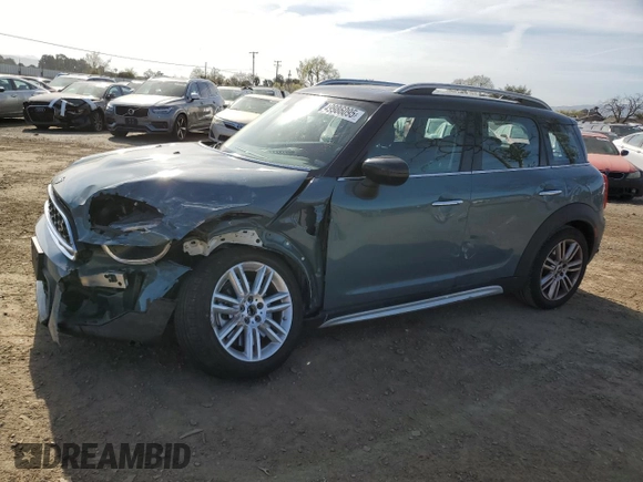 2024 MINI Countryman Cooper S z VIN WMZ53BR0XR3R62734, wystawiony jako Copart lot #49986095 z przebiegiem 11 062 mil mil oraz Szkoda całkowita • Salvage title. Historia ofert i sprzedaży dostępna na DreamBid. Obrazek 1.