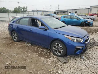 2021 Kia Forte LXS with VIN 3KPF24AD9ME385097, listed as a Copart auction lot 60502335 with 60,673 mi miles and Salvage title. Bid and sale history available at DreamBid. Image 4.