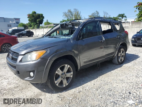 2010 Toyota RAV4 Sport z VIN 2T3WF4DV7AW027540, wystawiony jako Copart lot #63681025 z przebiegiem 150 546 mil mil oraz Szkoda całkowita • Salvage title. Historia ofert i sprzedaży dostępna na DreamBid. Obrazek 1.