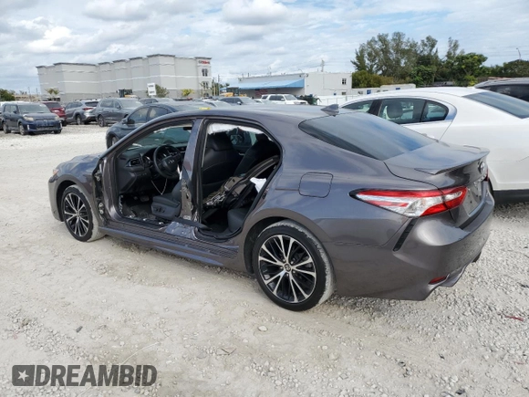 2020 Toyota Camry SE with VIN 4T1G11AK9LU947208, listed as a Copart auction lot 88977545 with 34,721 mi miles and Salvage Title. Bid and sale history available at carsss.com. Image 2.
