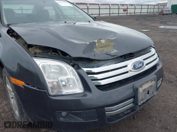 2007 Ford Fusion SE with VIN 3FAHP01187R159869, listed as a IAAI auction lot 41871192 with 173,189 mi miles. Bid and sale history available at carsss.com. Image 6.