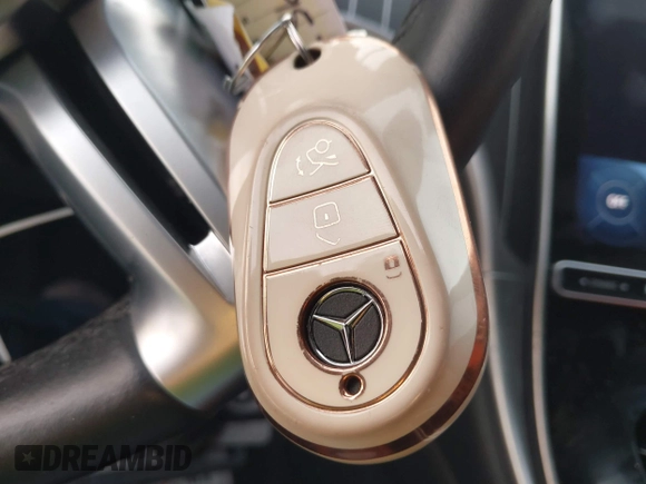 2022 Mercedes-Benz C 300 with VIN W1KAF4GBXNR039236, listed as a IAAI auction lot 41260787 with 20,658 mi miles and . Bid and sale history available at DreamBid. Image 11.