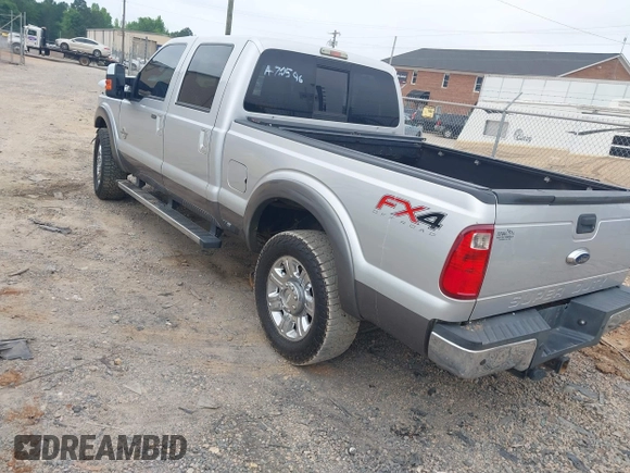 2013 Ford F-250 XL with VIN 1FT7W2BT9DEA72596, listed as a IAAI auction lot 42399011 with 275,470 mi miles and . Bid and sale history available at DreamBid. Image 3.