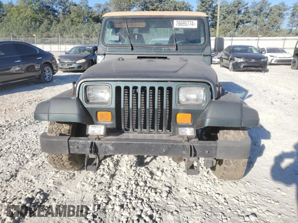 1995 Jeep Wrangler Sahara with VIN 1J4FY49S4SP268925, listed as a Copart auction lot 76695774 with 158,363 mi miles and Clean Title. Bid and sale history available at carsss.com. Image 5.