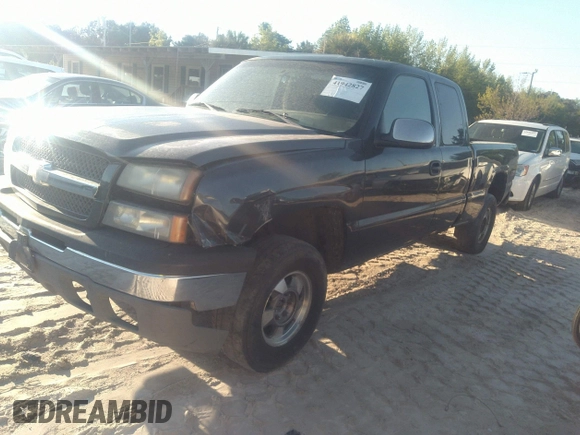 2003 Chevrolet Silverado 1500 LT with VIN 2GCEK19T631184548, listed as a IAAI auction lot 41942827 with 286,843 mi miles. Bid and sale history available at carsss.com. Image 2.