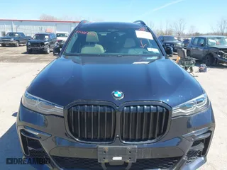 2019 BMW X7 xDrive50i with VIN 5UXCX4C52KLS36334, listed as a IAAI auction lot 42066957 with 43,003 mi miles. Bid and sale history available at carsss.com. Image 11.