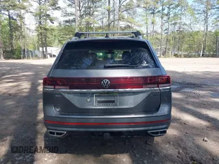 2025 Volkswagen Atlas SEL Premium R-Line with VIN 1V2FR2CA0SC522921, listed as a IAAI auction lot 42033389 with 5,342 mi miles and . Bid and sale history available at DreamBid. Image 16.