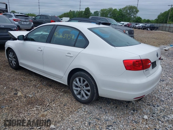 2012 Volkswagen Jetta SE с VIN 3VWDX7AJ5CM062621, выставлен на аукционе IAAI как лот 42365957 с пробегом 95 374 миль миль и . История ставок и продаж доступна на DreamBid. Изображение 3.